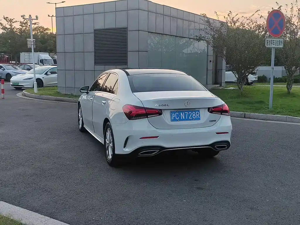 Mercedes-Benz A-Class — миниатюра 6