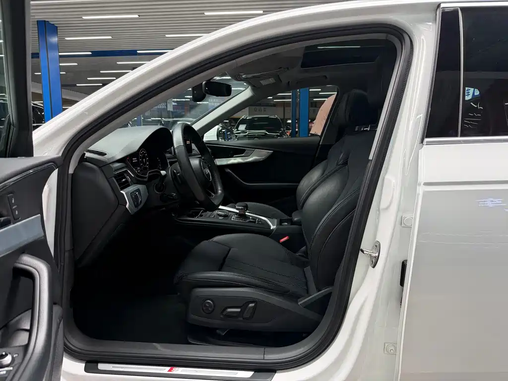 Audi A4L 2018 30 40 TFSI Sport