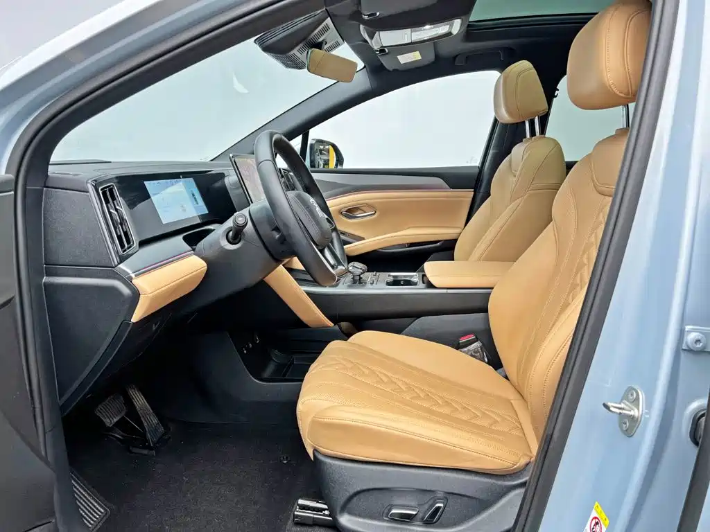 BYD L DM-i — миниатюра 15