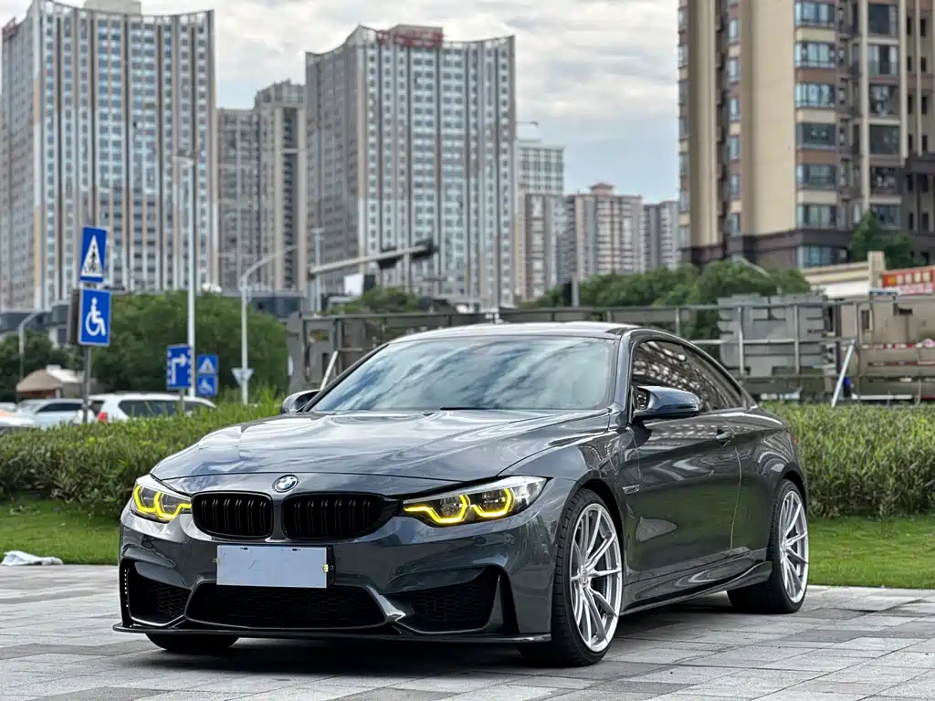 BMW M4