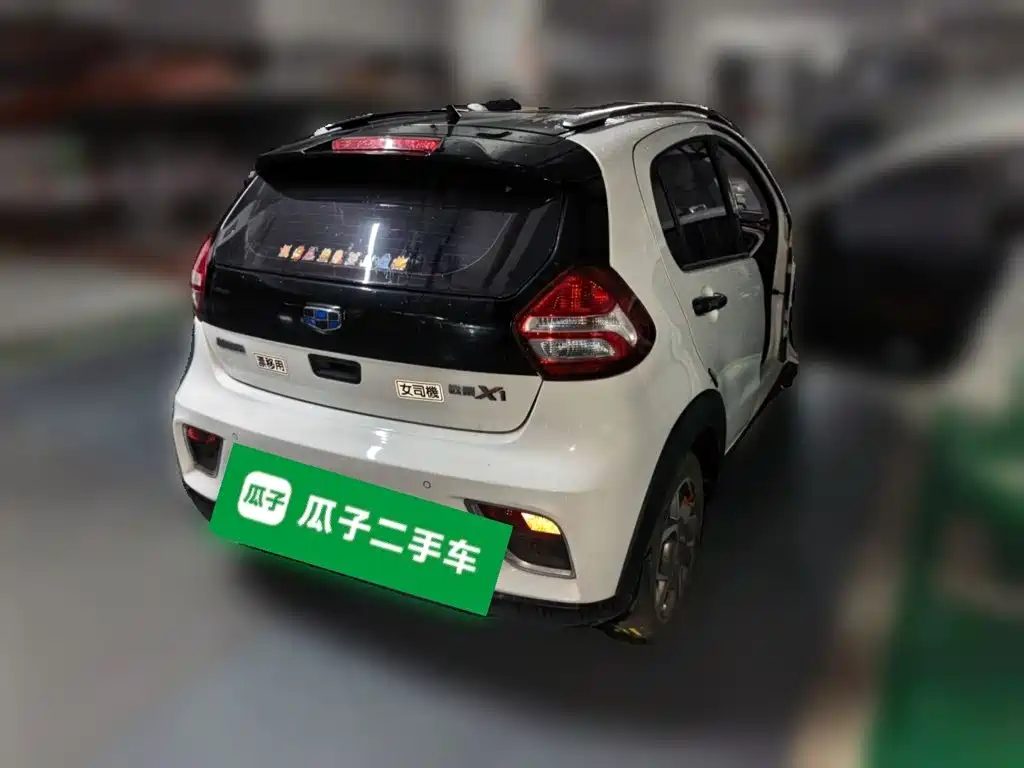 Geely Vision X1 — миниатюра 6