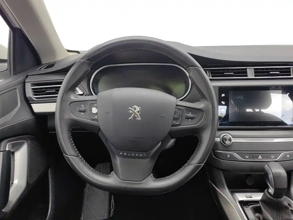 Peugeot 408 — миниатюра 11