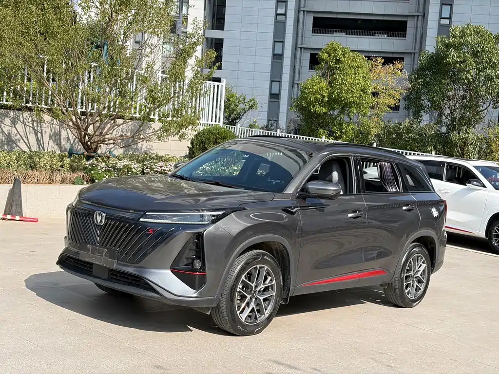 Changan CS75PLUS 2022 — фото 1