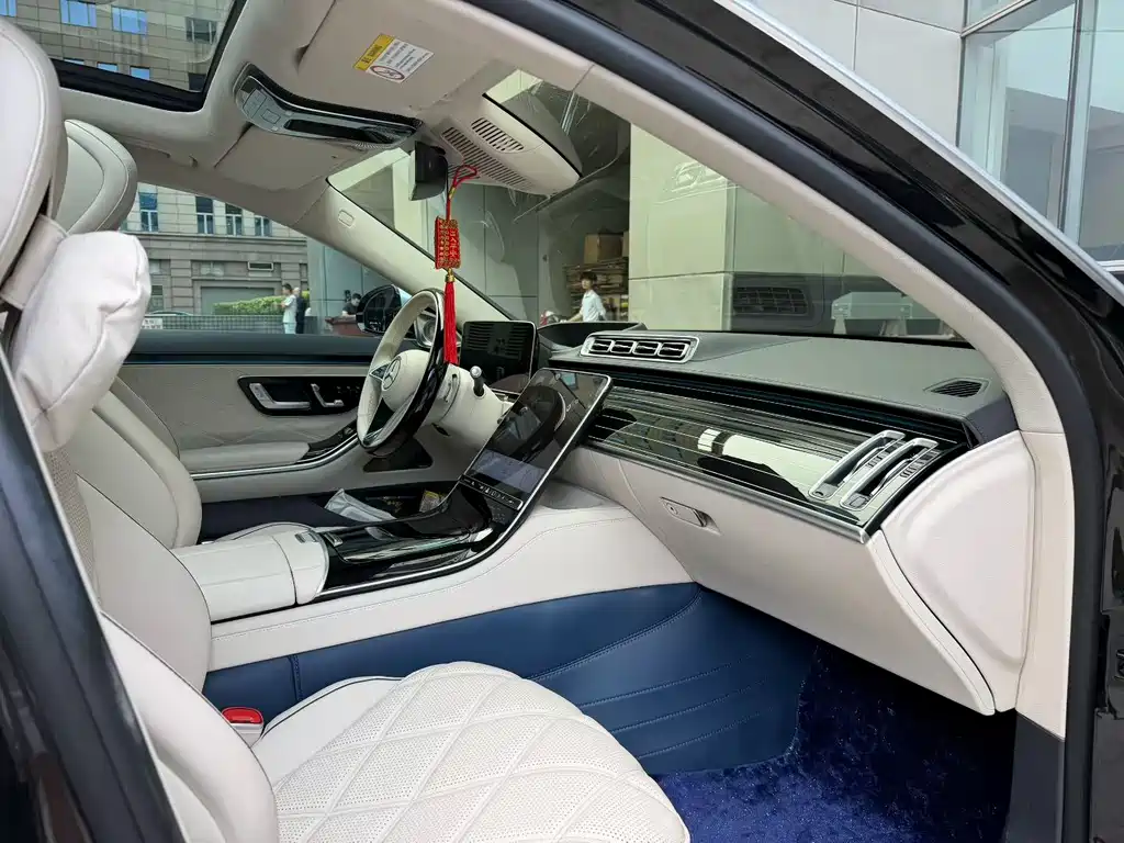 Mercedes-Benz S-Class — миниатюра 9