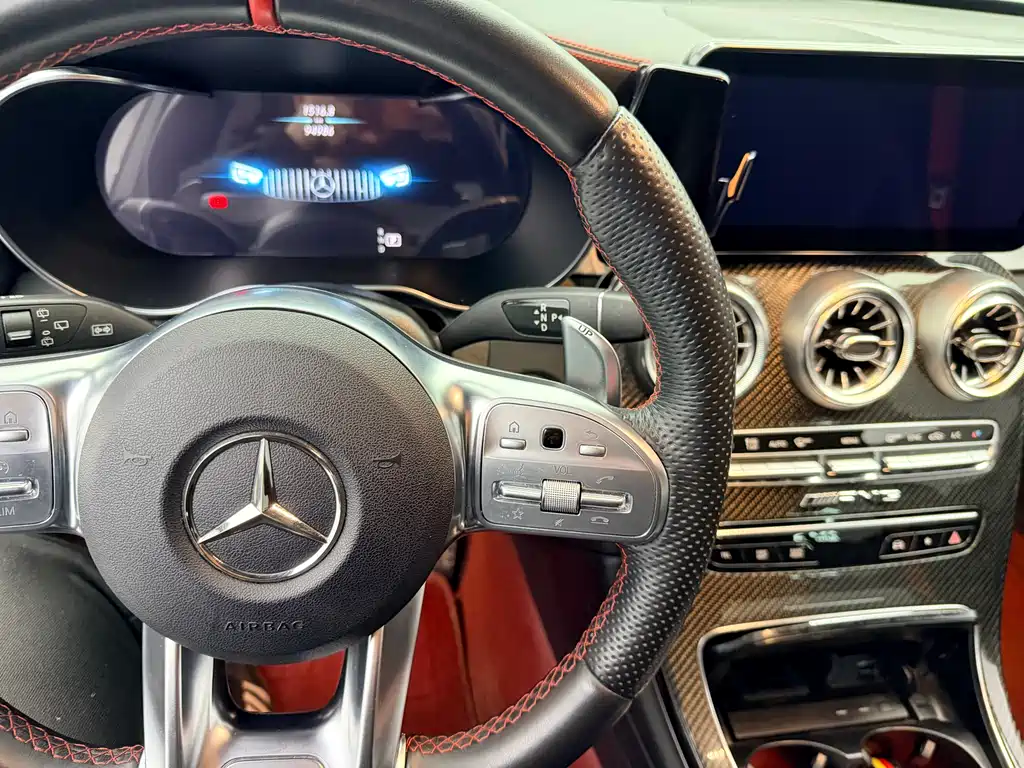 MERCEDES-BENZ GLC AMG