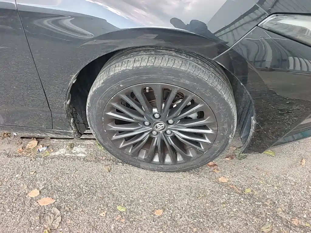 Toyota Avalon — миниатюра 12