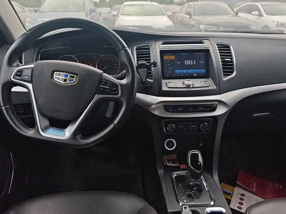 Geely Vision — миниатюра 12