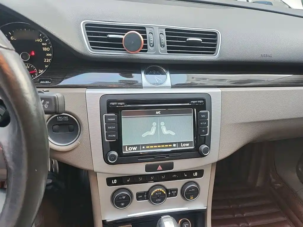 Volkswagen Magotan — миниатюра 6