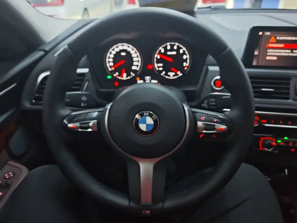 BMW 1 Series — миниатюра 11