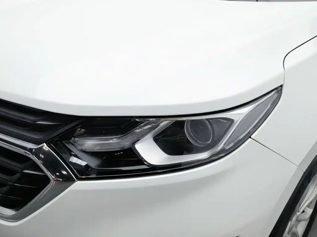 Chevrolet Equinox — миниатюра 7