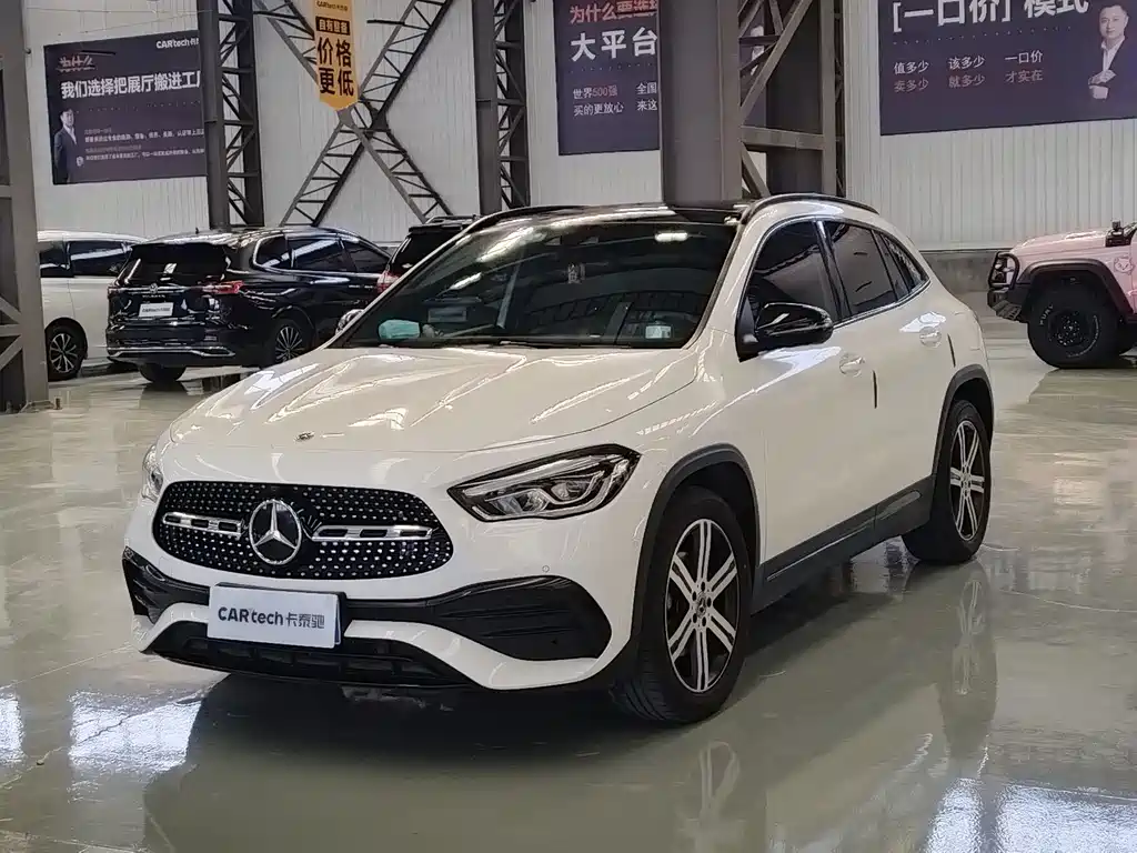 Mercedes-Benz GLA