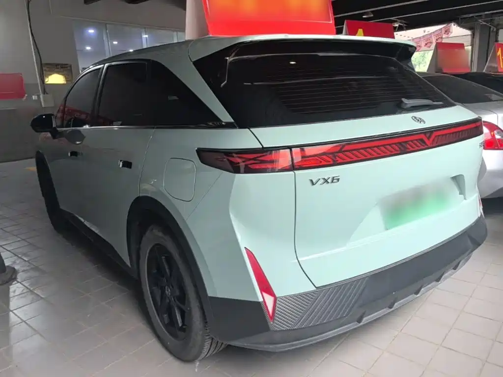 Venucia VX6 — миниатюра 5