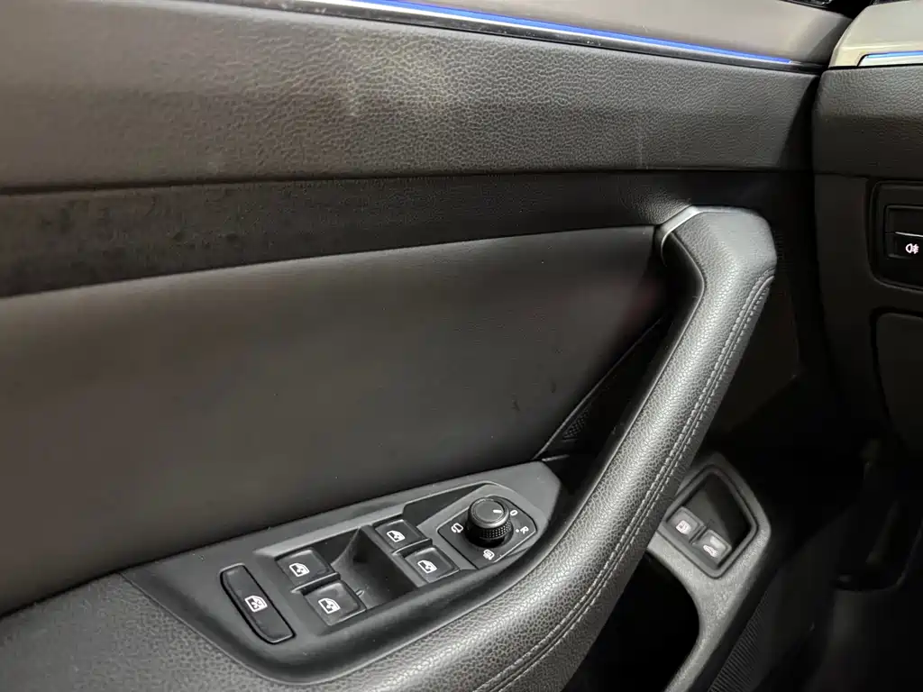 Volkswagen Viloran New Energy — миниатюра 13