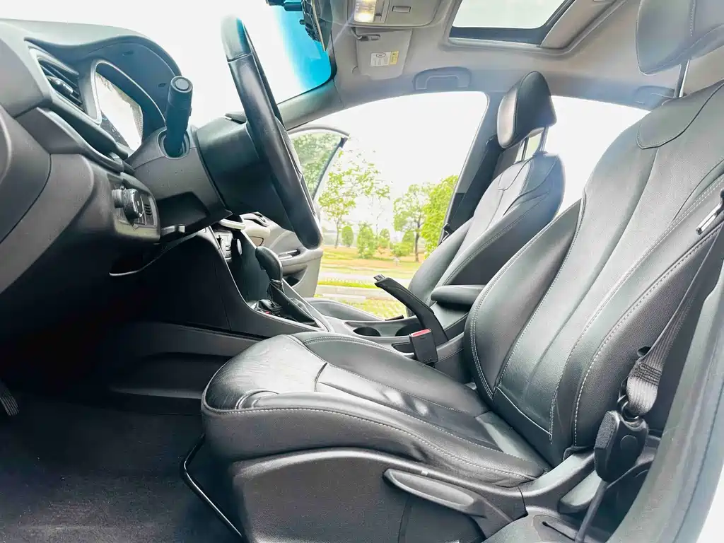 Buick Excelle — миниатюра 12