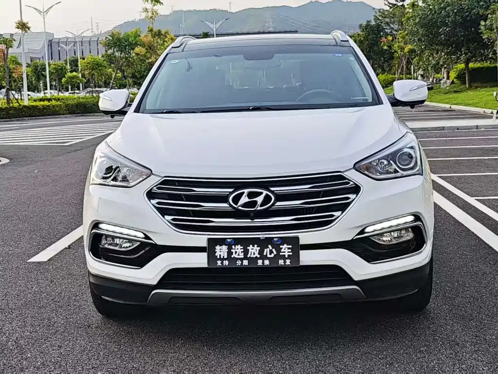 Hyundai Santa Fe — миниатюра 2