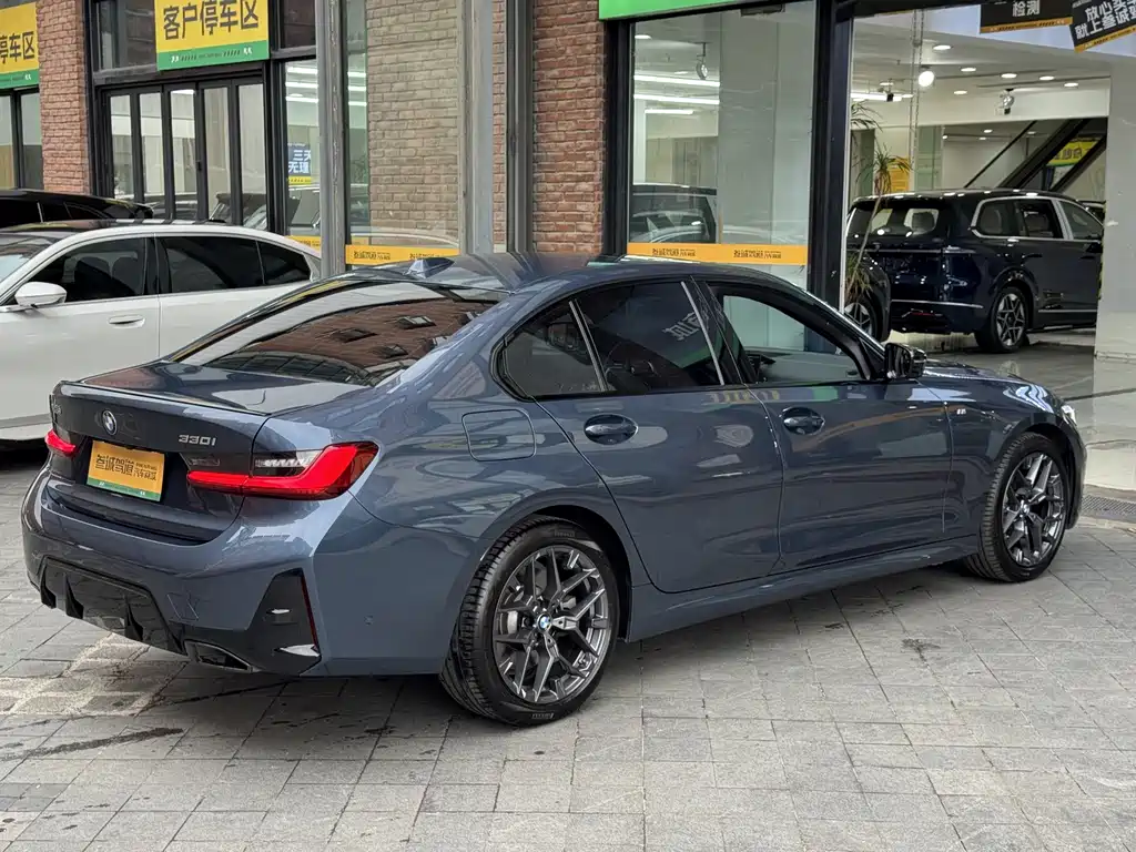 BMW 3 Series — миниатюра 7