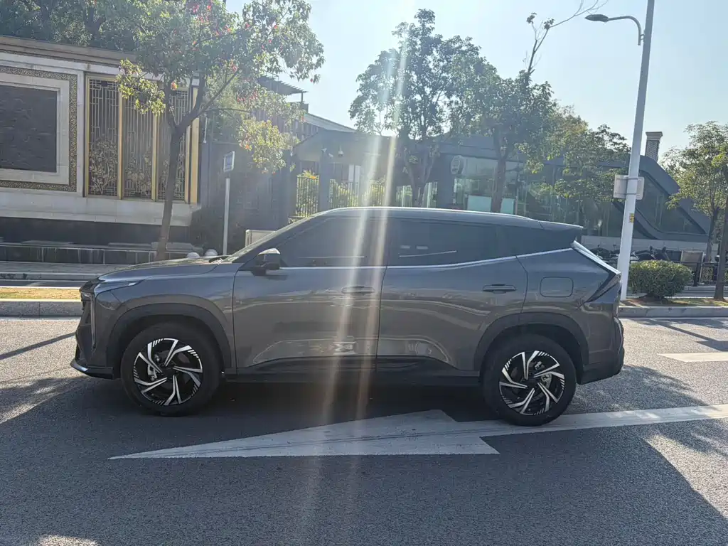 GEELY AUTOMOBILE BOYUE