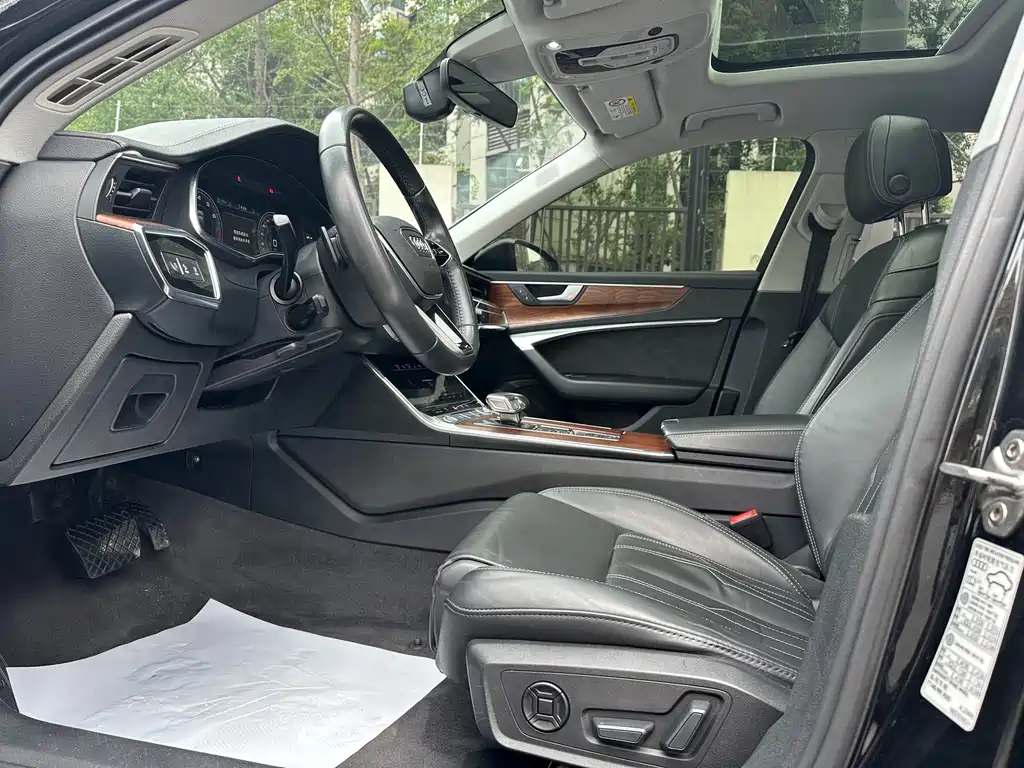 Audi A6L — миниатюра 7