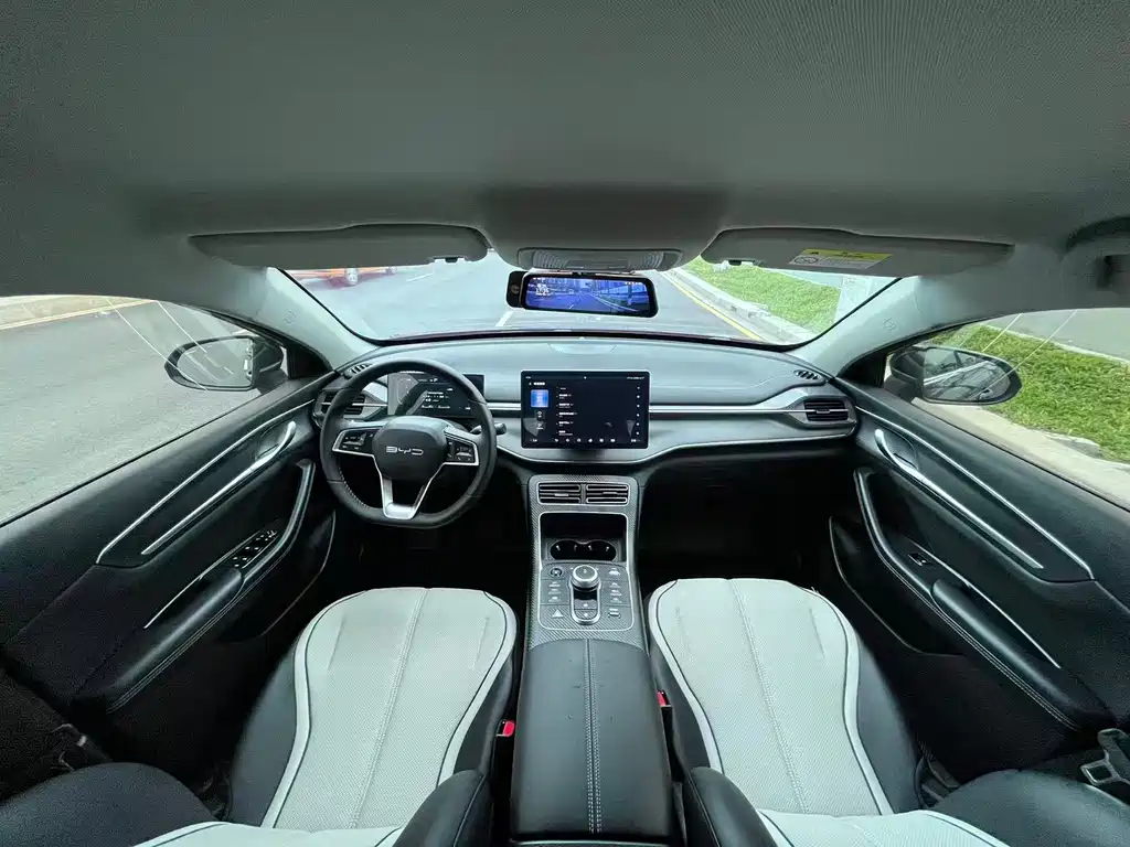 BYD Destroyer 05 2024 DM-i 55KM Luxury
