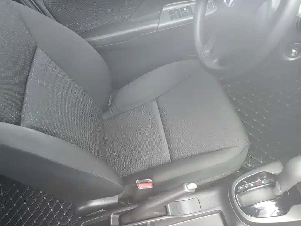 Honda Fit — миниатюра 13