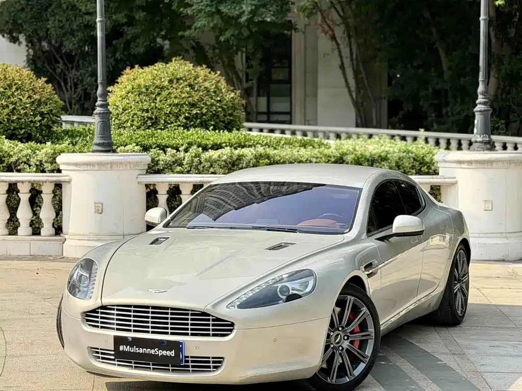 Aston Martin Rapide
