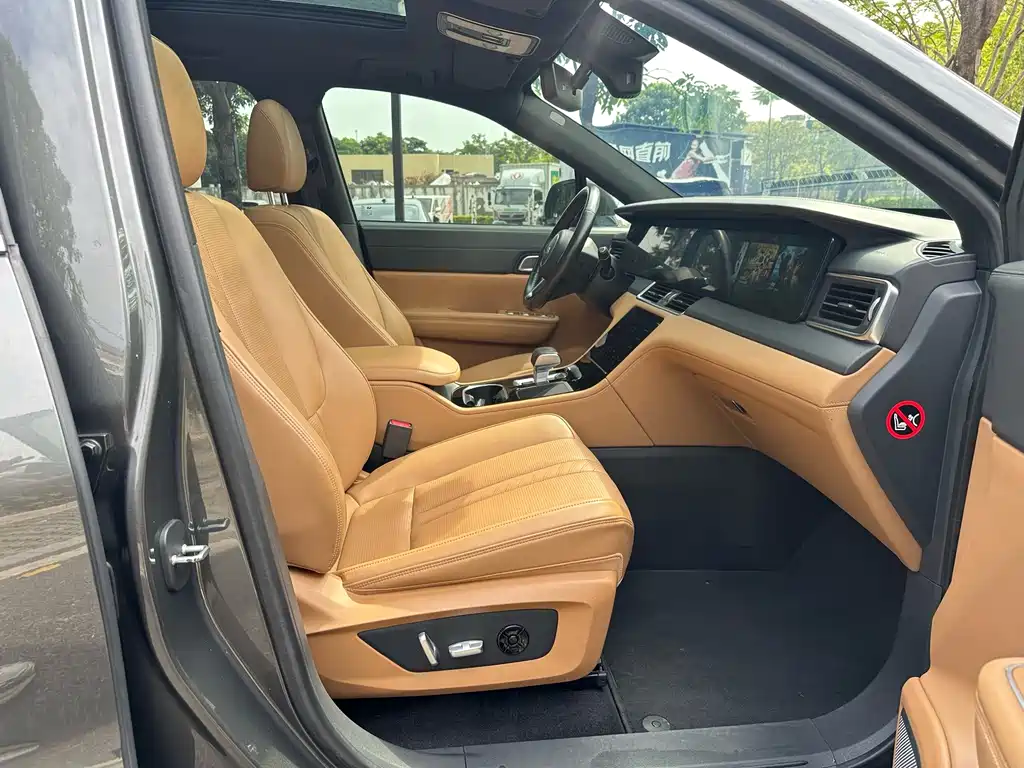 Li Auto Li ONE — миниатюра 15