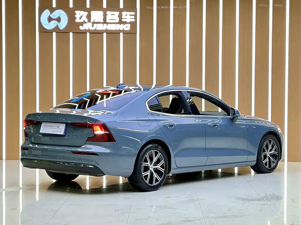 Volvo S60 — миниатюра 20