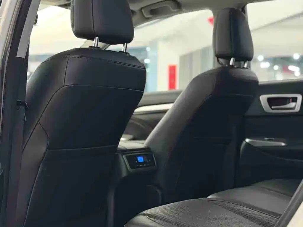 Toyota Highlander — миниатюра 5