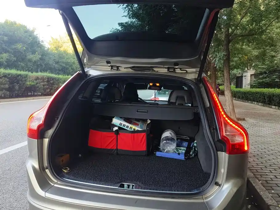 Volvo XC60 (Import) — миниатюра 4