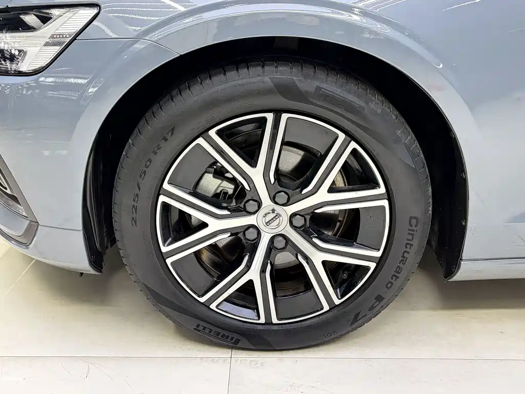 Volvo S60 — миниатюра 8