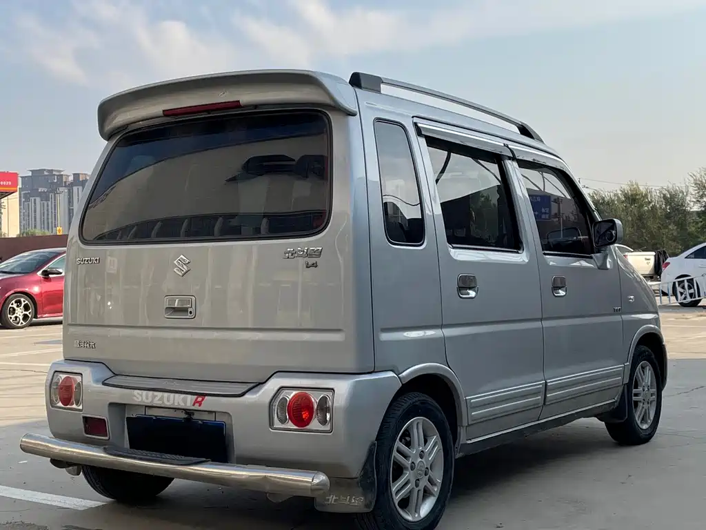 Suzuki Wagon R — миниатюра 4