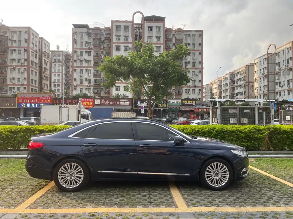 Ford Taurus — миниатюра 7