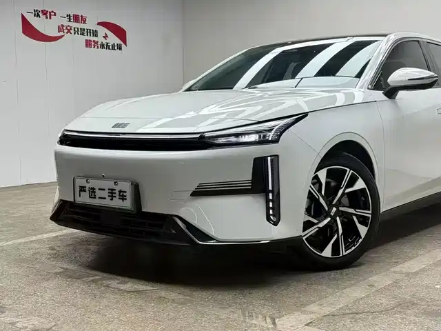 2024 Geely Galaxy L6