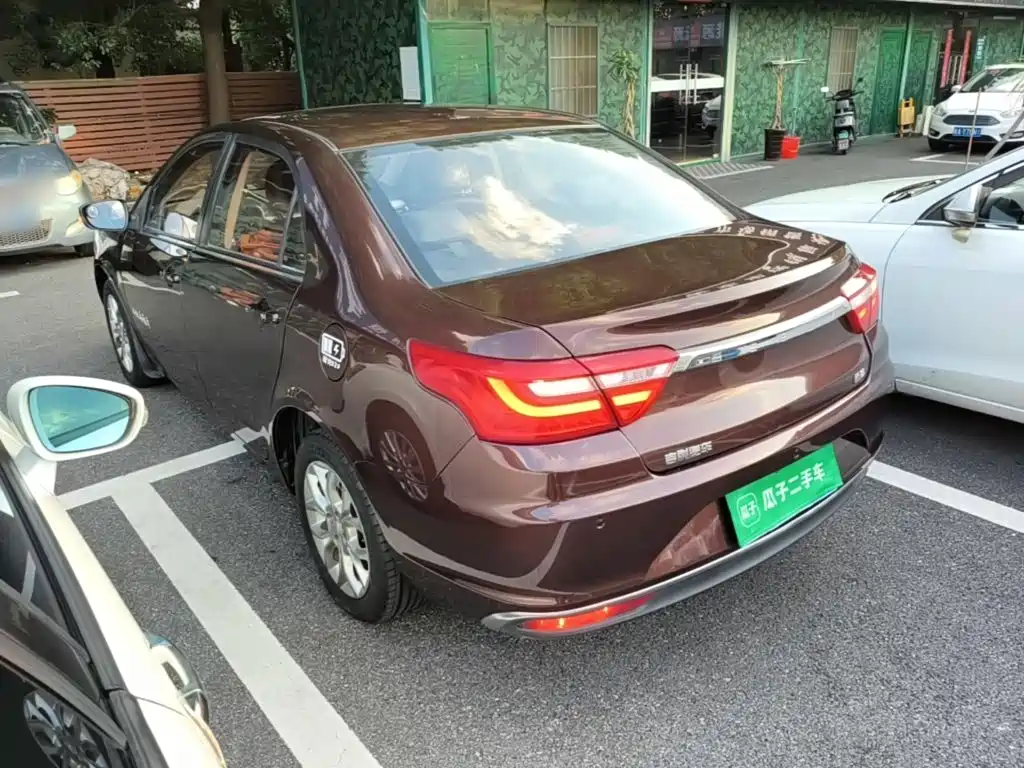 Geely Vision — миниатюра 5