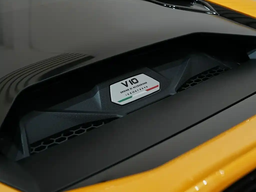 LAMBORGHINI HURACÁN