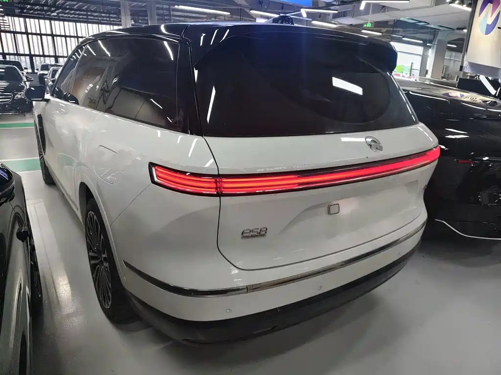 NIO ES8 — миниатюра 17