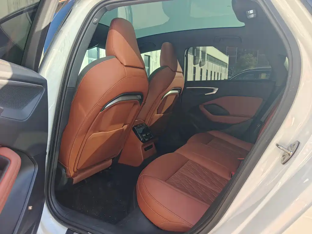 Audi A5L — миниатюра 6