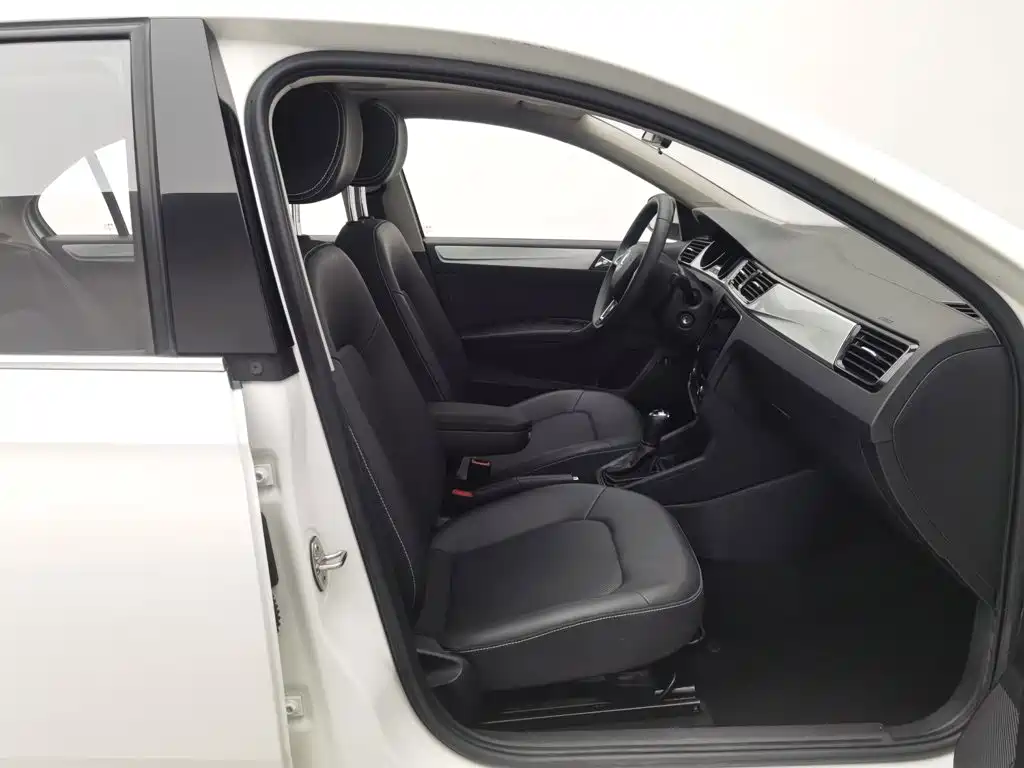 Skoda Rapid — миниатюра 23