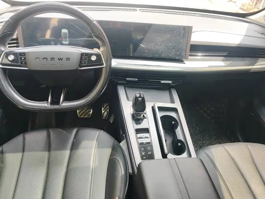 Roewe RX5 eMAX — миниатюра 12