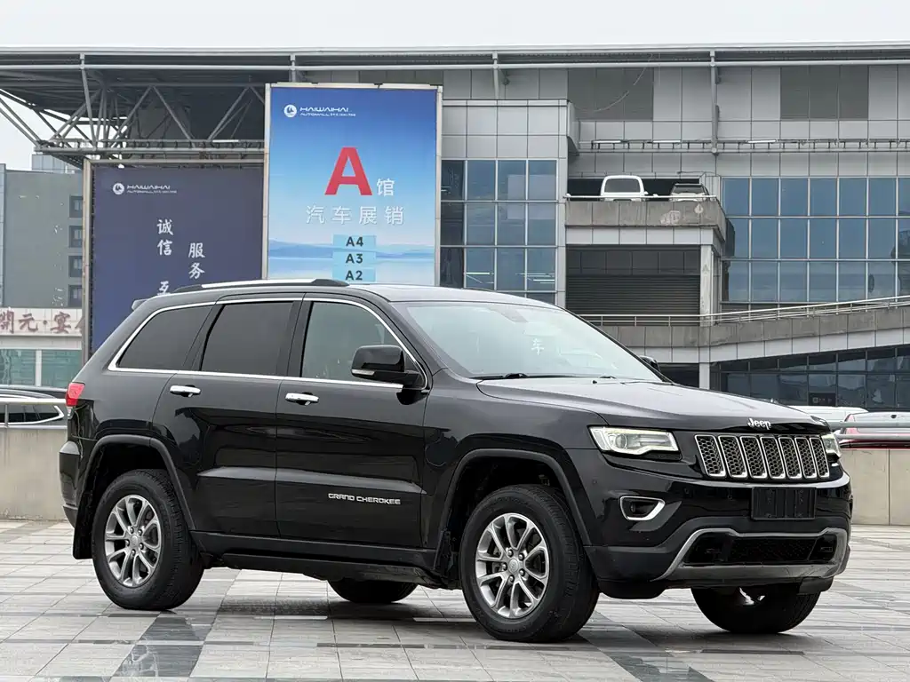 JEEP GRAND CHEROKEE