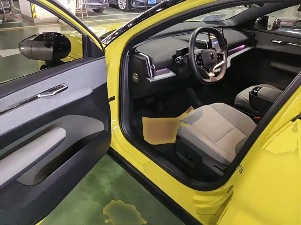 Volvo EX30 — миниатюра 16