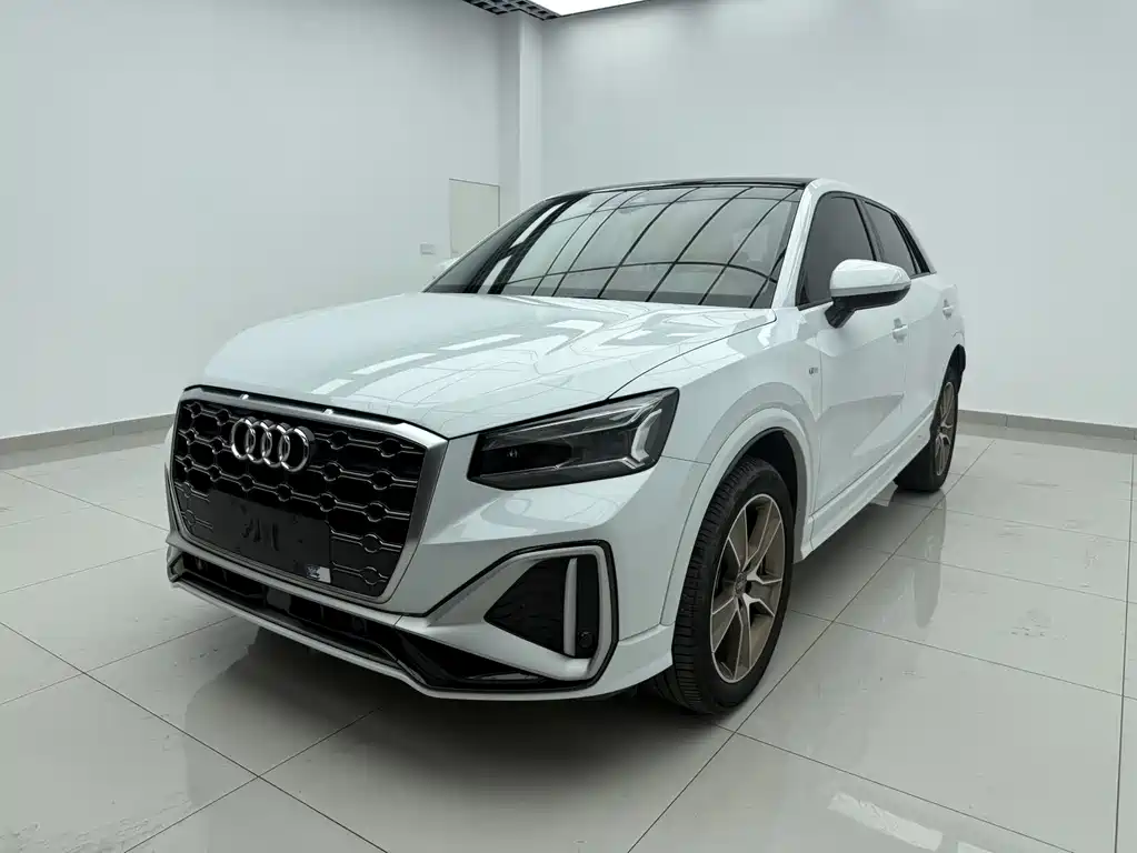 Купить Audi Q2L