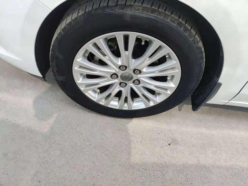 Buick Excelle — миниатюра 23