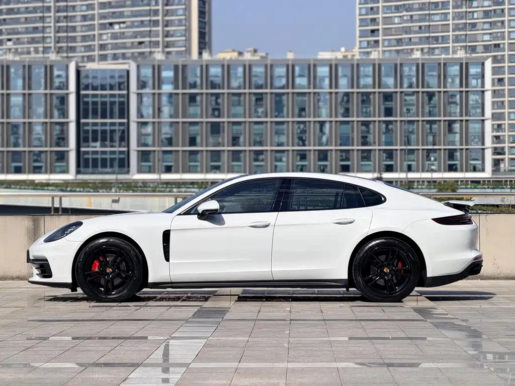 Porsche Panamera — миниатюра 4