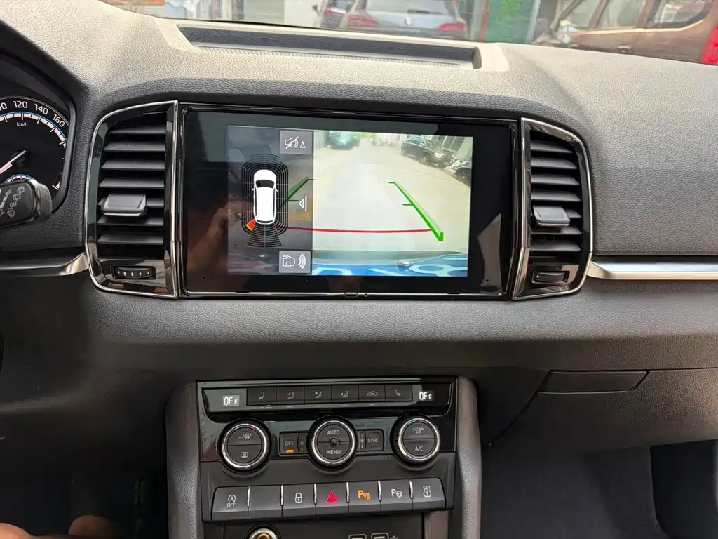 Skoda Karoq — миниатюра 14