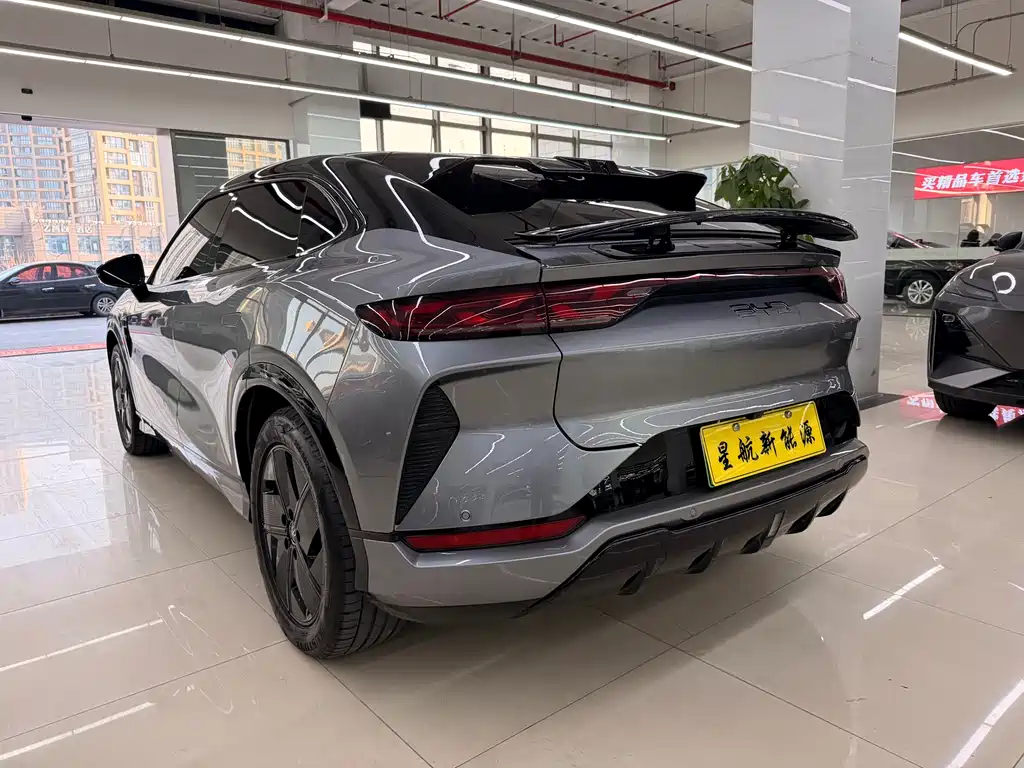 BYD SONG L EV