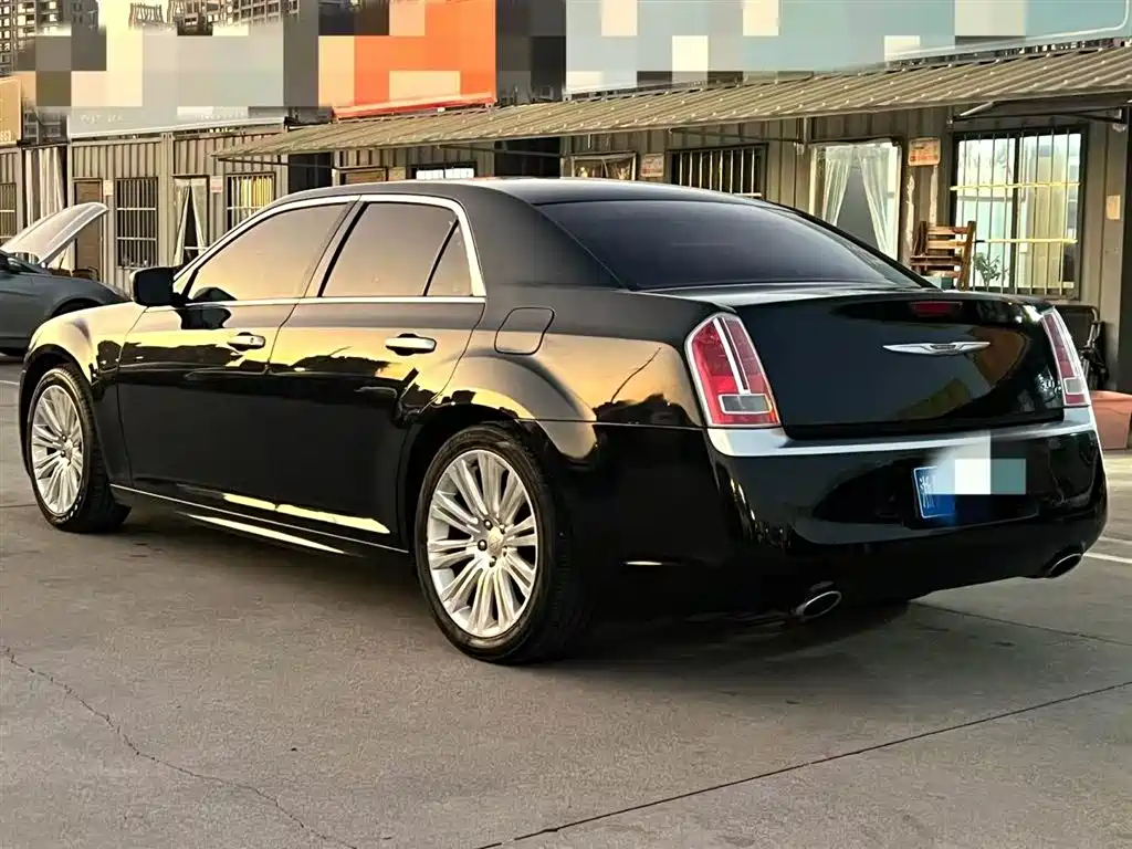 Chrysler 300C 2014 3.0L