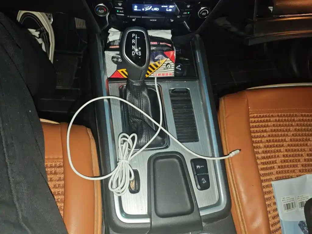 Geely Vision X6 — миниатюра 15
