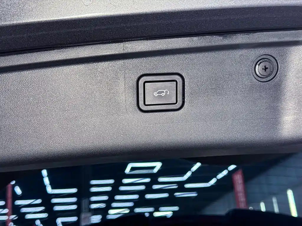 CHANGAN UNI Z NEW ENERGY