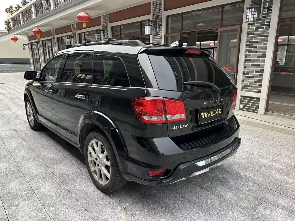 Dodge Journey — миниатюра 6